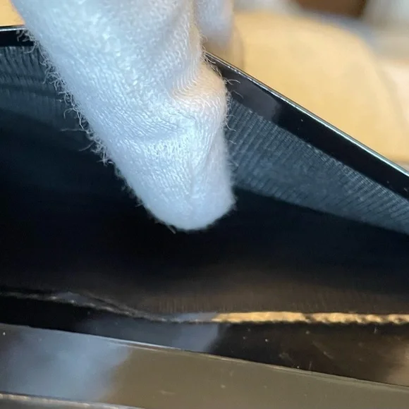 Salvatore Ferragamo Authentic Vintage Shiny Black Leather Slim Bifold Wallet - Picture 6 of 11